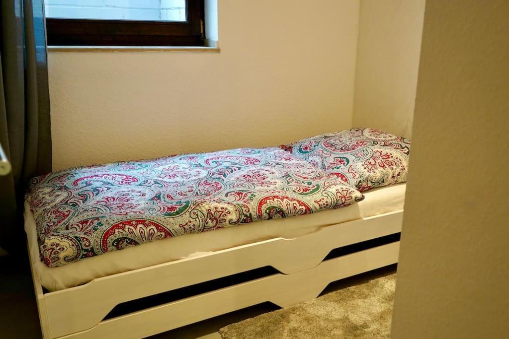 Helle Kellerwohnung Im Gruenen Mit Sauna Köln Ngoại thất bức ảnh